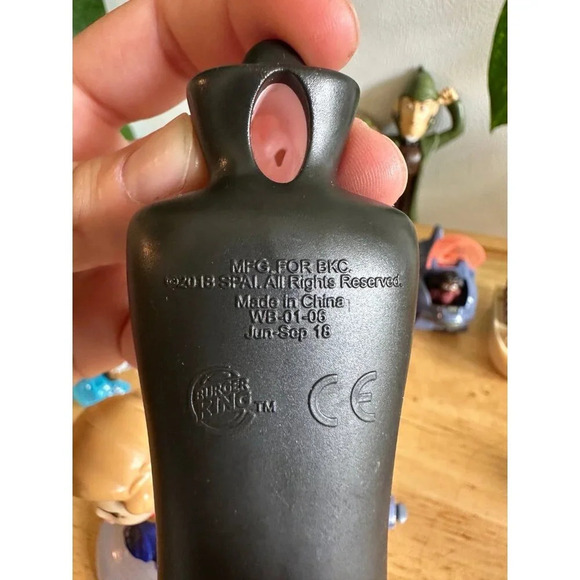 Lot of Fast Food chain Plastic Kid’s Toys - Picture 8 of 10